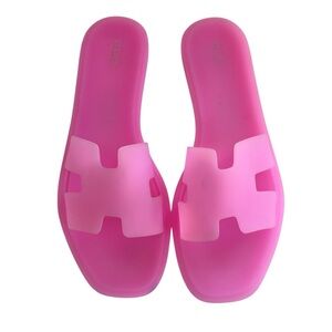 Steven New York Pink Plastic Slides Sz 8